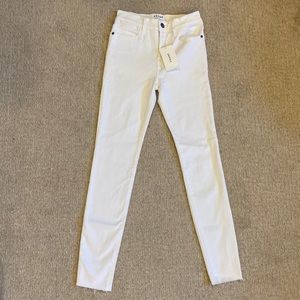 Frame white pants ( Le high skinny raw edge) size 25, new with tags.